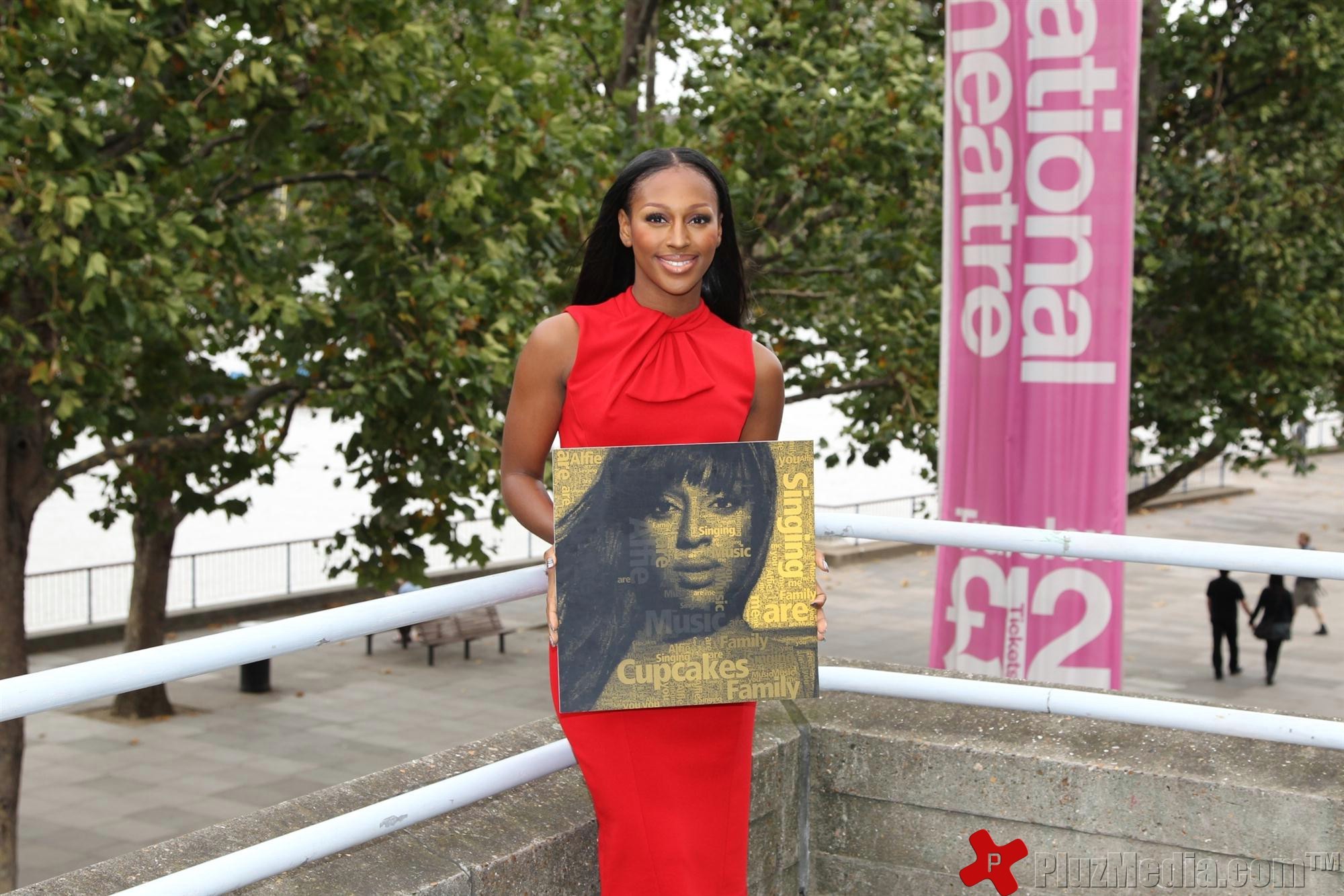 Alexandra Burke poses for photos to officially launch 'Be The Big Picture'  | Picture 94630